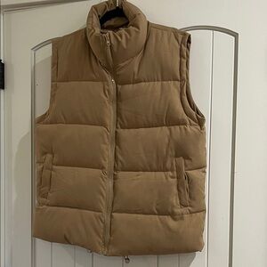 Amazon Women's Tan Puffer Vest